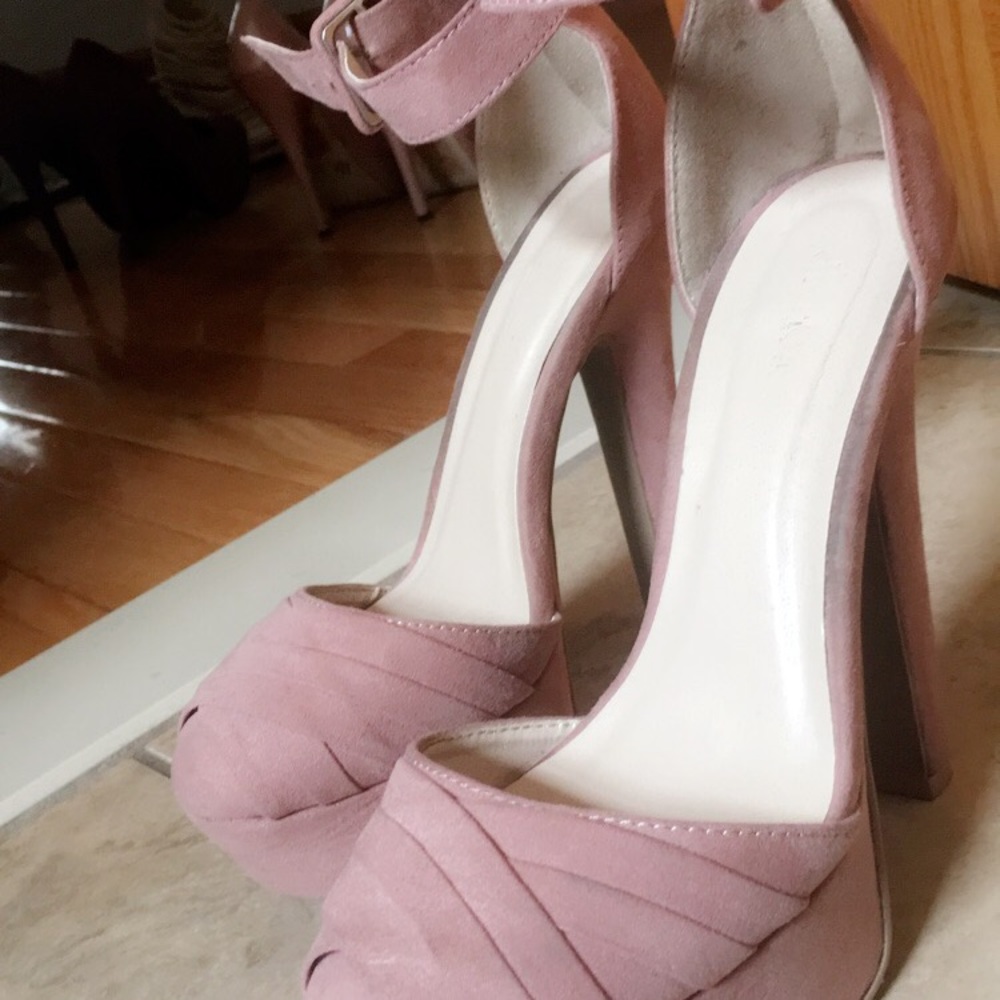 Pink heels